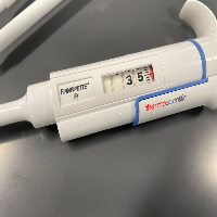 Lot Of Various Single Channel Pipettes image 0